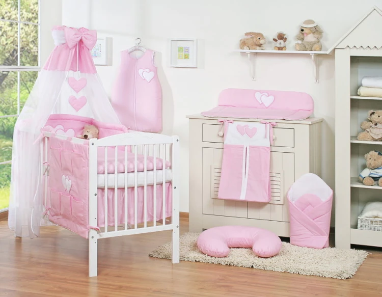 iel-dla-niemowlat-baldachim-tiul-serduszka-rozowe-517-b0.jpg