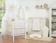 iel-dla-niemowlat-baldachim-tiul-serduszka-kremowe-519-0.jpg