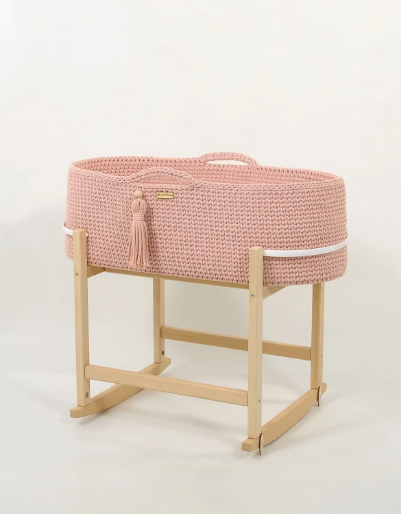 kosz-mojzesza-pleciony-z-kolyska-440-pastel-pink_co.jpg