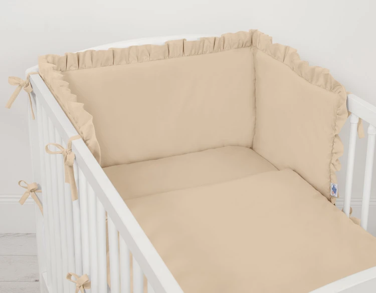 ochraniacz-do-lozeczka-z-falbanka-z-posciela-bezowy-3910.jpg